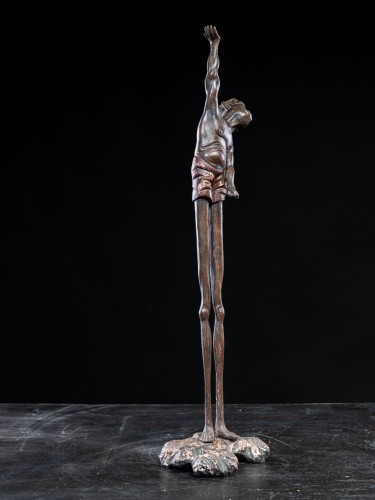 Figure en bois laqué représentant la divinité Ashinaga Japon, début du XXe siècle - Spectandum