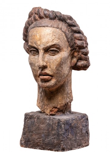Étude de tête féminine polychrome provenant de l’atelier de Gustave Fontaine (1877–1952)