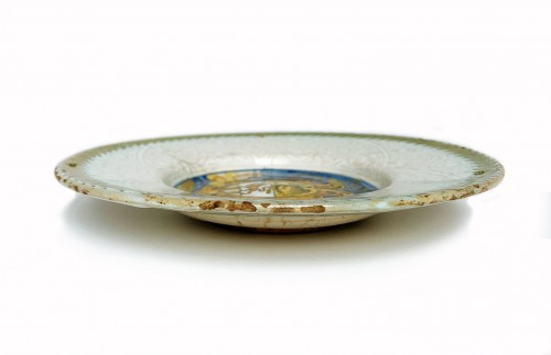 Porcelain & Faience  - Small Maiolica Plate. Urbino district, Casteldurante or Pesaro 1533-1555