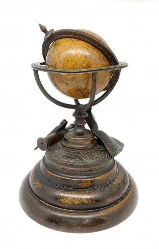 XIXe siècle - Globe terrestre miniature. Newton & Son, Londres, post 1833, ante 1858
