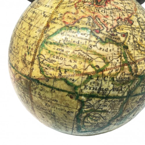 English Pocket Globe. After Moll, between 1775 and 1798 - 