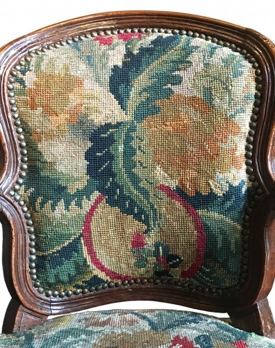 Ancient Italian Pair of Armchairs in “Petit Point” Embroidery, Turin 1750  - 