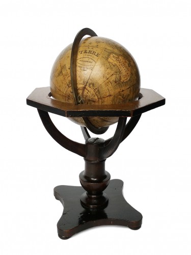 Collectibles  - Terrestrial glob -  Artistic company C. Abel   Klinger Nuremberg circa 1860