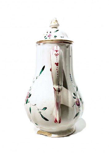 18th century - A coffee pot and 2 cups. Antonio Ferretti Manufacture Lodi, Circa 1765-1770
