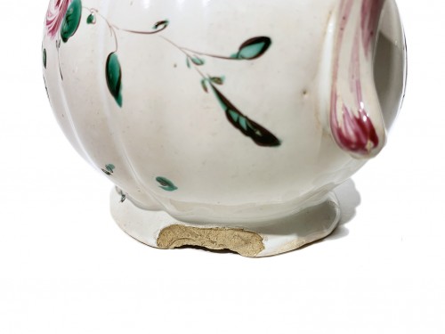A coffee pot and 2 cups. Antonio Ferretti Manufacture Lodi, Circa 1765-1770 - 