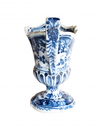 Céramiques, Porcelaines  - Verseuse en faïence, Manufacture d’Antonio Maria Coppellotti, Lodi vers 1735