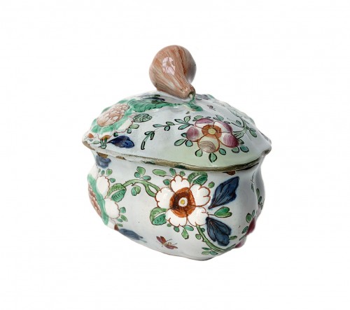 Antiquités - “Barbotine” coffee assortment. P. Rubati or F. Clerici, Milan 1770-1780