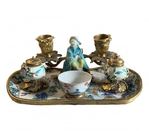 Encrier en porcelaine montée en bronze dorée
