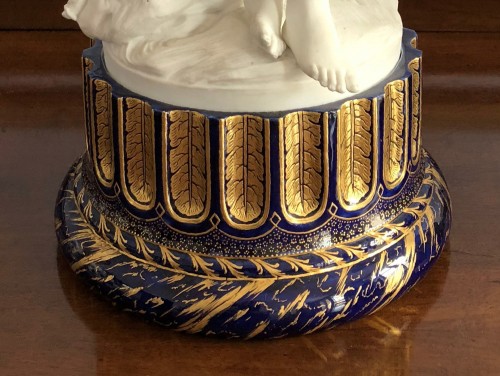 18th century - An important Sèvres biscuit porcelain garniture