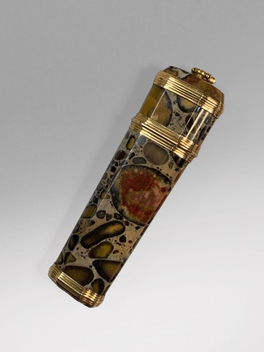 A gold mounted puddingstone nécessaire - Objects of Vertu Style 