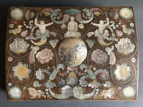 Coffret à perruque en marqueterie de Spa - Objets de Vitrine Style Louis XIV