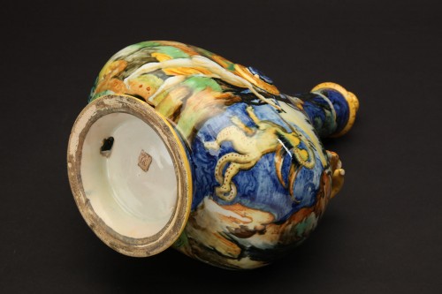 A maiolica pilgrim flask-Urbino, Xanto Avelli workshop, circa 1540-1550 - Porcelain & Faience Style Renaissance