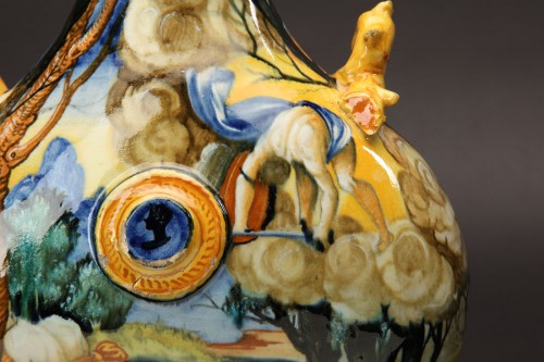 A maiolica pilgrim flask-Urbino, Xanto Avelli workshop, circa 1540-1550 - 