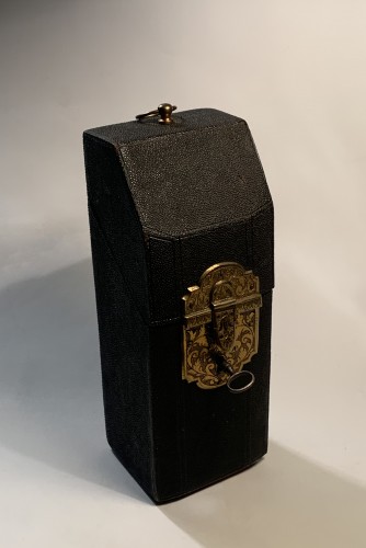 Argenterie et Orfèvrerie  - Service de couteaux et fourchettes en agate monté en argent, Londres 1700-1720
