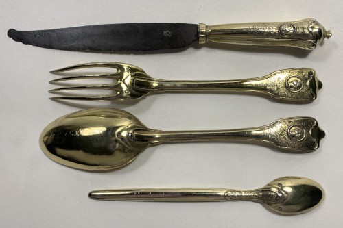 XVIIIe siècle - Nécessaire de voyage en argent doré - Augsbourg 1725-1730
