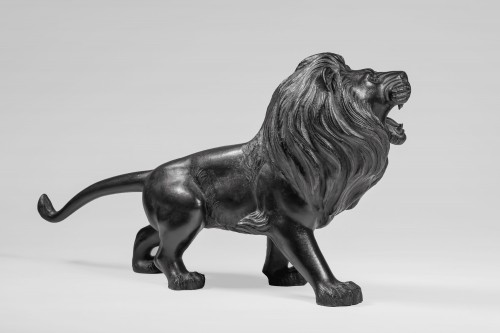 Japanese bronze by TSUNEMITSU (Meiji 1868-1912) - Lion - 