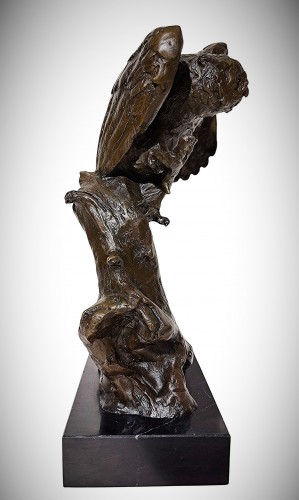 Owl, Japanese Bronze circa 1930 - Asian Works of Art Style 