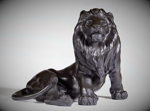 Lion, Japanese bronze by ATSUYOSHI for the Maruki Company - Asian Works of Art Style 