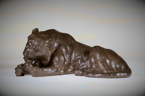 Bronze Japonais de Kondo SHOSHIN (MASAZANE) - Tigre léchant ses pattes - Arts d