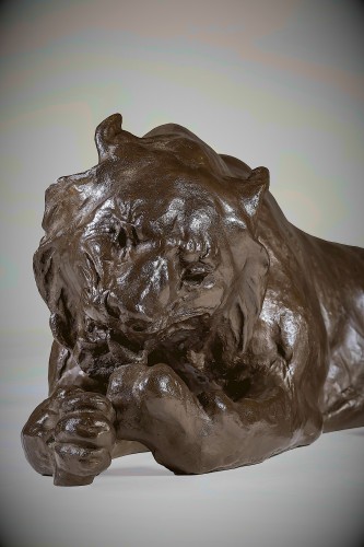 Bronze Japonais de Kondo SHOSHIN (MASAZANE) - Tigre léchant ses pattes - 