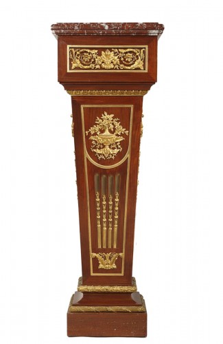 Neo-classical wall-side Pedestal, France circa 1880