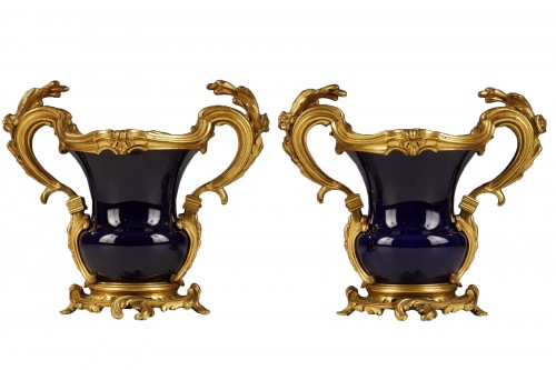 Pair of Sèvres Manufacture Vases, France 1868