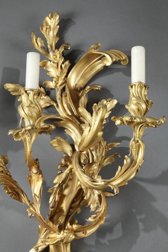  Pair of Rocaille Style Gilded Bronze Wall-Lights, France Circa 1880 - 