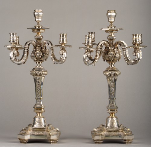 Paire de Candélabres en bronze argenté, France circa 1880 - Luminaires Style Napoléon III