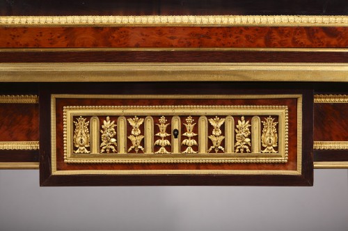 Antiquités - Vitrine attribuée à H. Dasson, France circa 1880