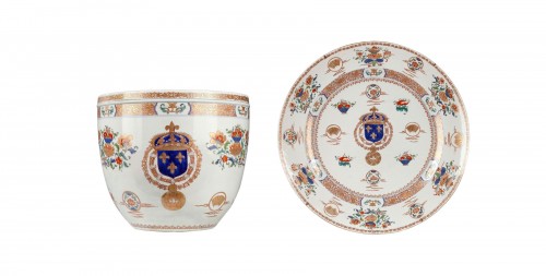 Planter and Decorative Dish attributed to Samson &amp; Cie, France circa 1880