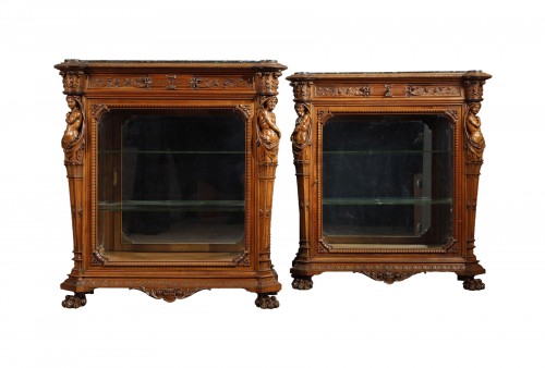 Pair of Neo-Renaissance Vitrines attributed to H-A Fourdinois, France circa 1860