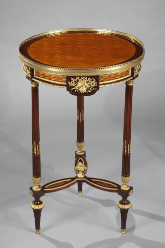 Paire de guéridons attribués à Krieger, France circa 1880 - 