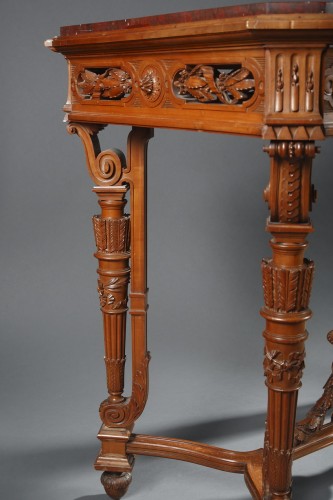 Table de milieu attribuée à A-E Beurdeley, France circa 1880 - Tobogan Antiques