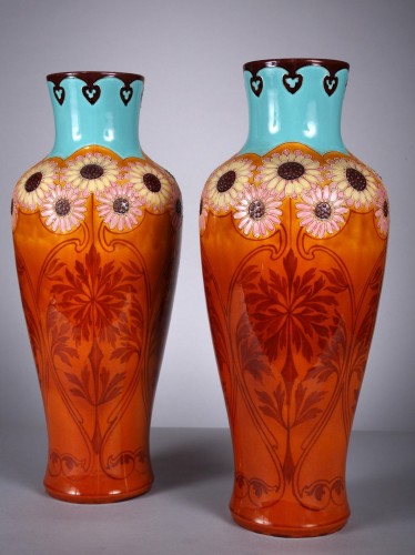 Pair of Vases, Liberty, England, Circa 1910 - Porcelain & Faience Style Art nouveau