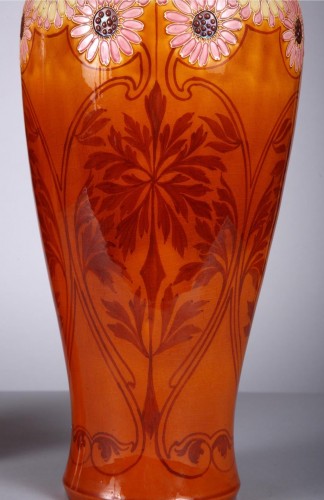 Porcelain & Faience  - Pair of Vases, Liberty, England, Circa 1910