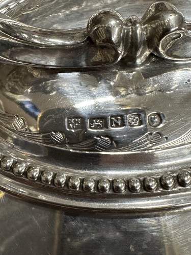 Plat couvert d'apparat en argent, Martin Hall & Co Angleterre 1856 - Napoléon III