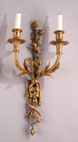 Rare Pair of Louis XVI Style Sconces, attr.  to H. Vian, France, Circa 1880 - Lighting Style Napoléon III