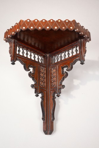 Mobilier  - Étagère Orientalisante, France circa 1890