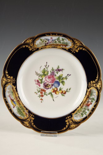 Set of Six porcelain Plates, France Circa 1880 - Napoléon III