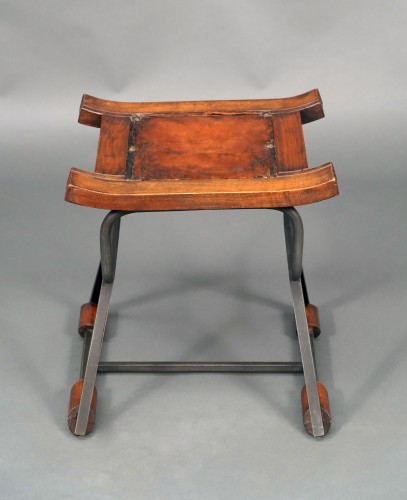 Sièges  - Suite de trois tabourets, France circa 1930