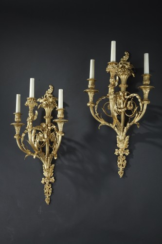 Paire d'appliques aux tourtereaux, par G. Denières, France circa 1880 - Luminaires Style Napoléon III