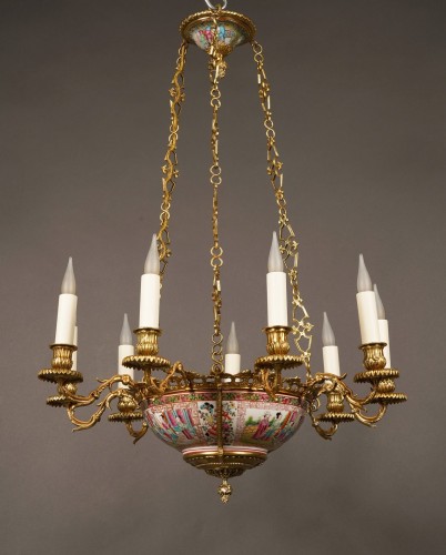 Canton Porcelain Chandelier, China France Circa 1880 - Lighting Style Napoléon III