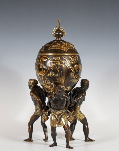 Covered vase with Atlantes, attributed to A. Giroux, France circa 1880 - Decorative Objects Style 