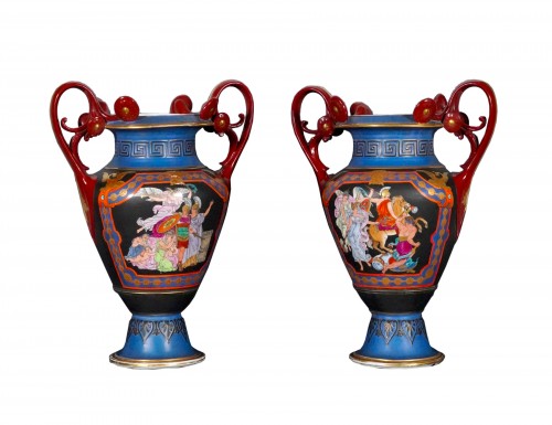 Paire de vases néo-grecs attribué à à la Manufacture de Porcelaine de Paris,  France c1880