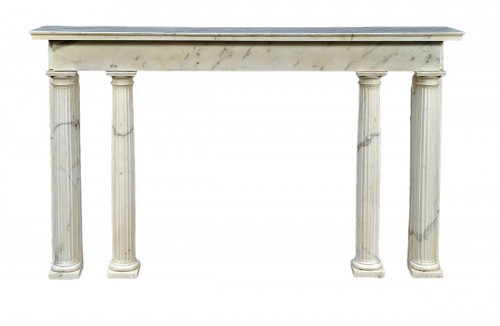 Console d’époque Louis XVI en marbre de Carrare, France circa 1780