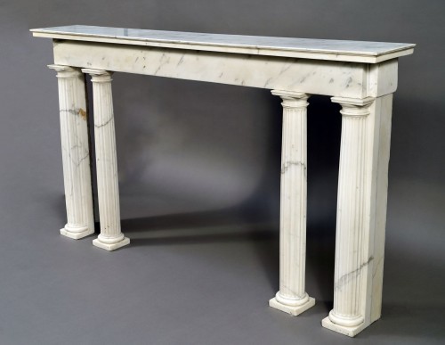 Console d’époque Louis XVI en marbre de Carrare, France circa 1780 - Mobilier Style Louis XVI