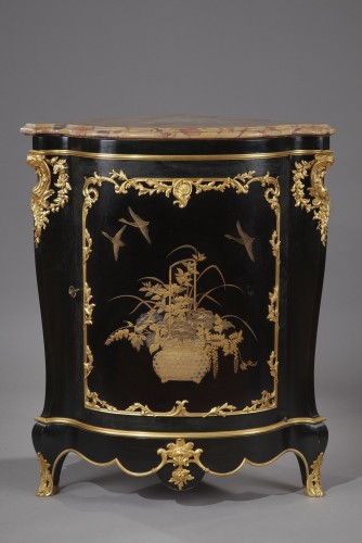 Antiquités - Paire d’encoignures en laque par A.E. Beurdeley, France circa 1890
