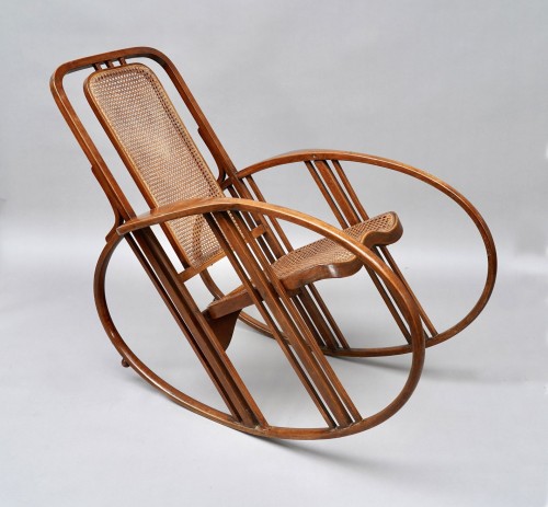 &quot;Egg&quot; rocking Chair, Societa Anonima Antonio Volpe, Italy, circa 1922 - Seating Style 