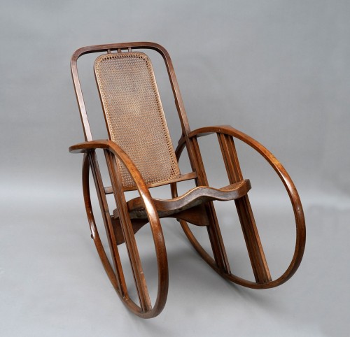 &quot;Egg&quot; rocking Chair, Societa Anonima Antonio Volpe, Italy, circa 1922 - 