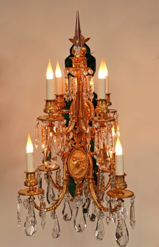 Napoléon III - Baccarat et V. Paillard, Paire d’appliques aux médaillons, France circa1870